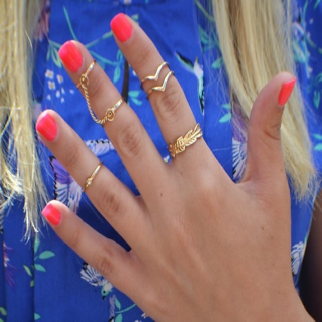  Női Ékszer készlet Gyűrűk készlet 5pcs Aranyozott Ezüst Ötvözet hölgyek Szokatlan Egyedi Parti Napi Ékszerek Egymásra rakható Állítható