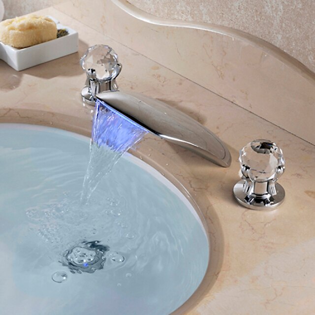  Ванная раковина кран - LED / Водопад Хром Настольная установка Две ручки три отверстияBath Taps