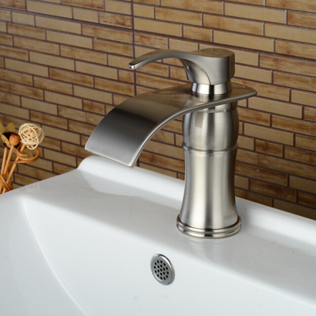  Lavandino rubinetto del bagno - Cascata Nickel spazzolato Installazione centrale Una manopola Un foroBath Taps