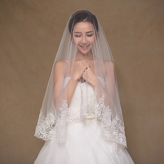  One-tier Lace Applique Edge Wedding Veil Elbow Veils / Fingertip Veils with Embroidery Lace / Tulle / Classic