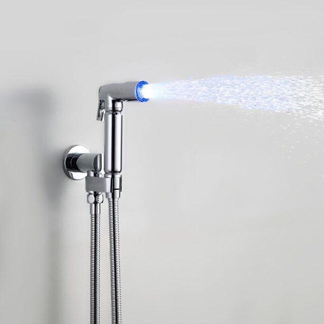  Kortárs Fali Kézi zuhanyzót tartalmaz LED Kerámiaszelep Króm , Bidé csaptelep