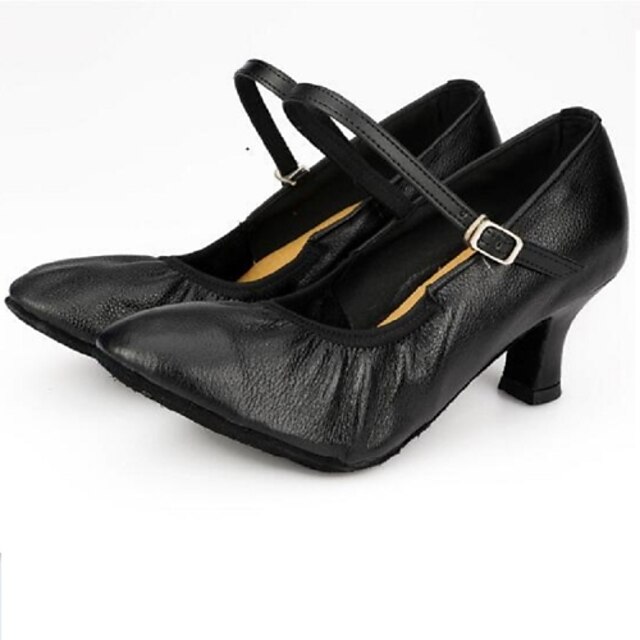  Women‘s Dance Shoes Leatherette Leatherette Latin / Dance Sneakers / Modern Boots / Heels Low HeelBeginner /