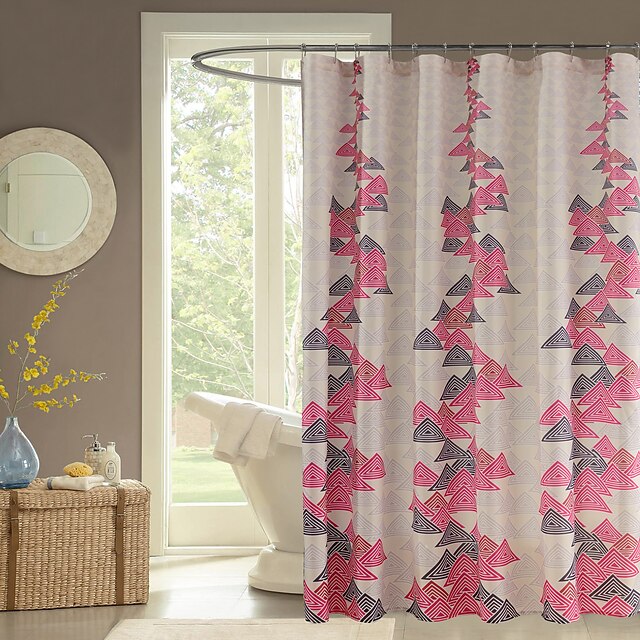  Shower Curtains Casual Polyester Geometric Machine Made / 0.5
