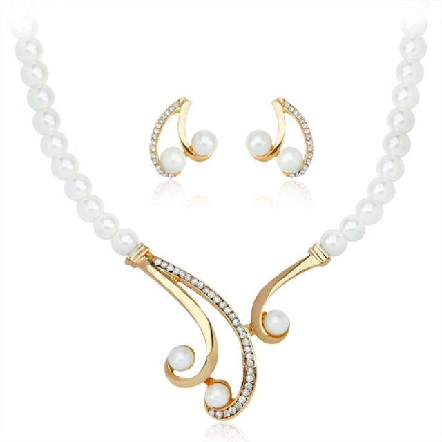  Women's Pearl Jewelry Set Necklace / Earrings Ladies Luxury Elegant Pearl Imitation Pearl Rhinestone Earrings Jewelry White For Wedding Party / Gold Plated / Imitation Diamond