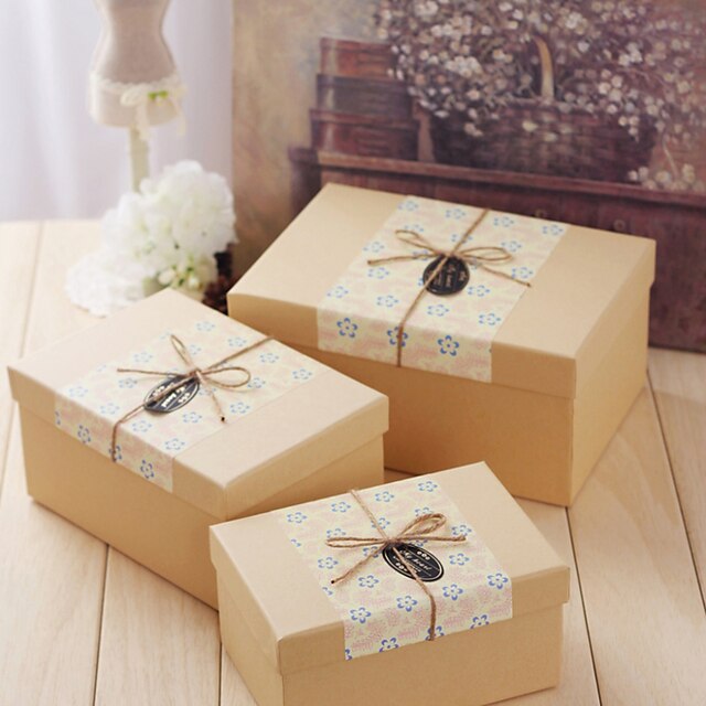  3 Stück / Set Geschenke Halter-Quader Kartonpapier Geschenk Schachteln Nicht personalisiert