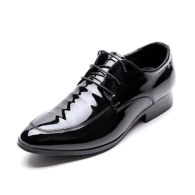  Miesten kengät Kiiltonahka Kevät / Syksy Comfort / muodollinen Kengät Oxford-kengät Musta / Häät / Juhlat / Muodolliset kengät