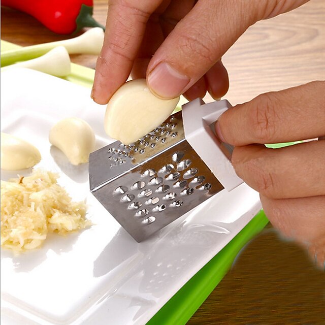  Stainless steel Multifunctional Four-dimensional Garlic Onion Cutter Vegetable Planer Shredder(Random Color)