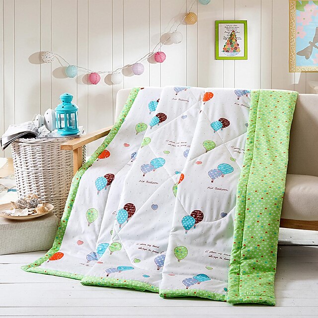  Well Designed Reversible Comfortable and Fashion Summer Quilt