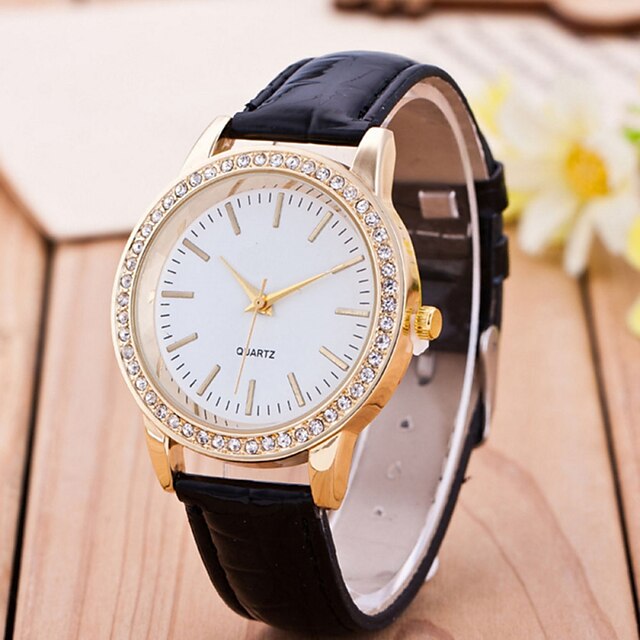  Damen Modeuhr Simulierter Diamant Uhr Quartz Armbanduhren für den Alltag Leder Band Mehrfarbig