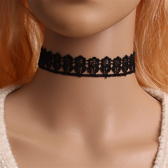  Női Rövid nyakláncok Tattoo Choker Csipke hölgyek Tetoválás Vintage Punk Fekete Nyakláncok Ékszerek Kompatibilitás Parti Napi Hétköznapi