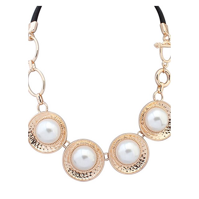  Femme Mignon Soirée Décontracté Mode Européen Pendentif de collier Collier de perles Perle Imitation de perle Alliage Pendentif de