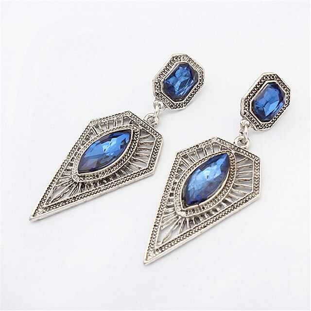  Fashion Square Hollow Triangle Earrings Jewels Classical Feminine Style