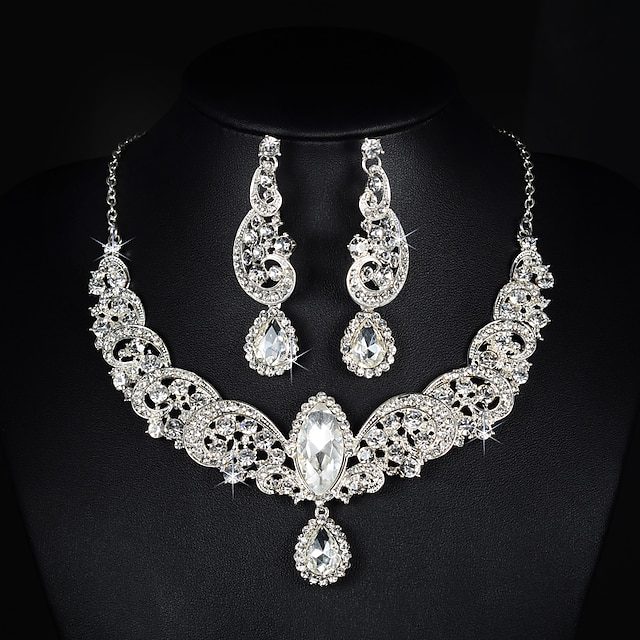  Jewelry Set Women's Anniversary / Wedding / Engagement / Party / Special Occasion Jewelry Sets Alloy RhinestoneNecklaces