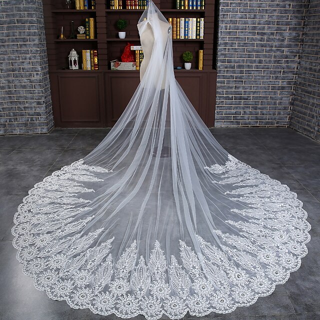  Wedding Veil One-tier Cathedral Veils Lace Applique Edge Tulle