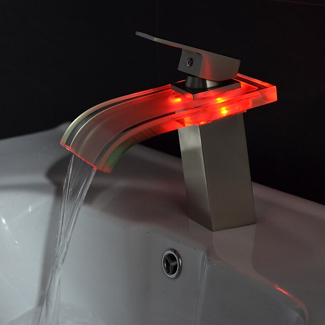  Bathroom Sink Faucet - LED / Waterfall Nickel Brushed Centerset Single Handle One HoleBath Taps / Brass