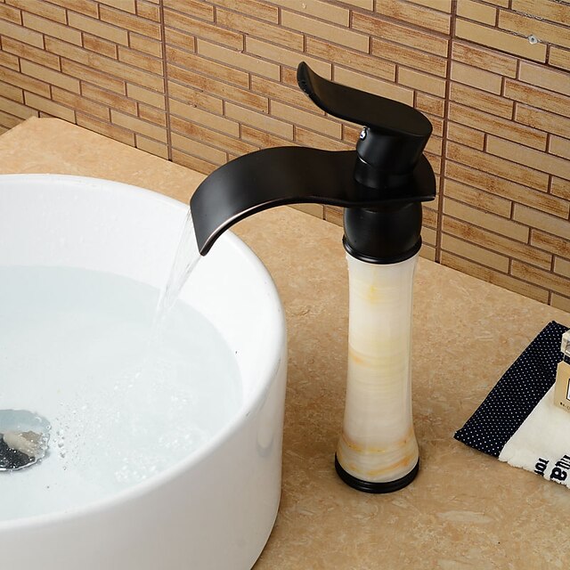  Bateria do umywalki łazienkowej - Wodospad Miedź antyczna Umieszczona centralnie Jeden uchwyt Jeden otwórBath Taps
