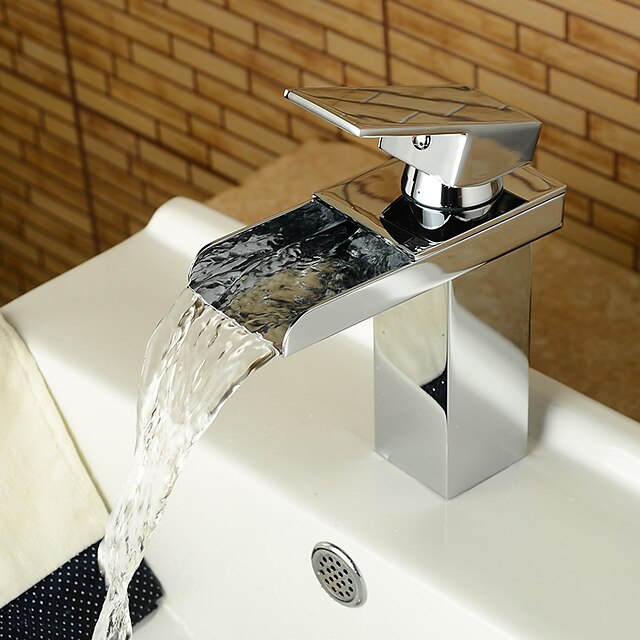  Bateria do umywalki łazienkowej - Wodospad Chrom Umieszczona centralnie Jeden uchwyt Jeden otwórBath Taps