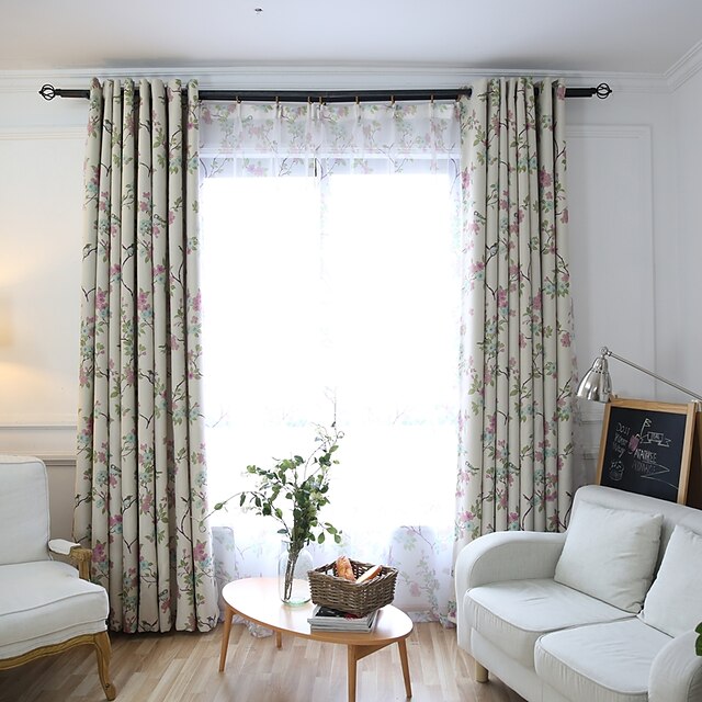  カスタムメイドの環境に優しい遮光カーテンは2つのパネルベージュ/寝室をドレープ