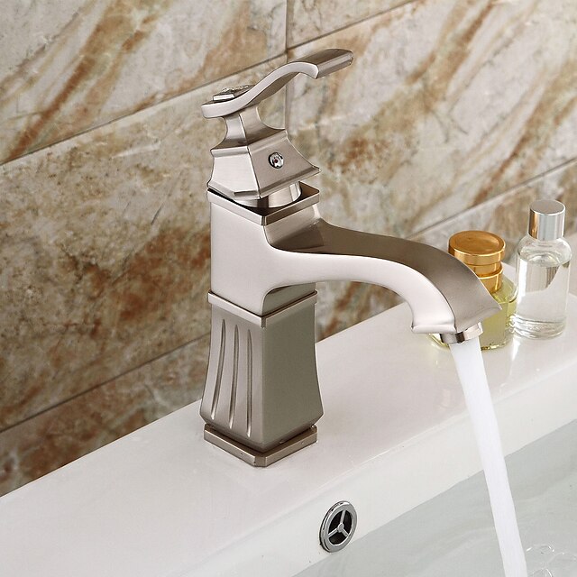  Bathroom Sink Faucet - Standard Nickel Brushed Centerset Single Handle One HoleBath Taps / Brass