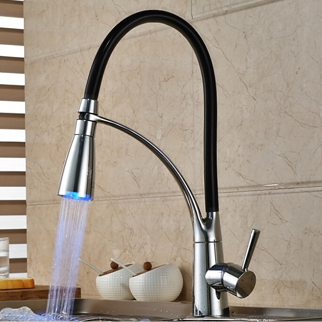  Küchenarmatur, Einhand-Chrom-Einloch-Spray-LED / Herausziehen / 360-Grad-Drehung / Vorspülen, Messing-Küchenarmatur enthält mit Zuleitungen einstellbares heißes und kaltes Wasser