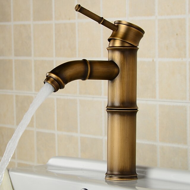 Kylpyhuone Sink hana - Standard Kromi Integroitu Yksi kahva yksi reikäBath Taps