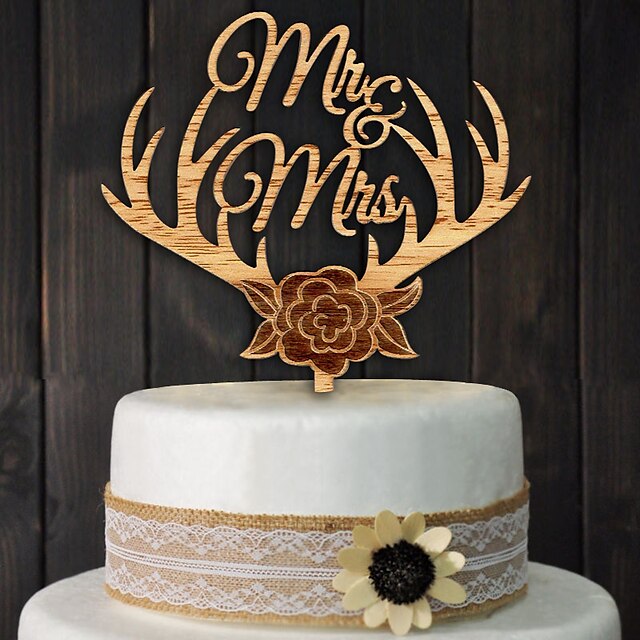  Cake Accessories Wood Wedding Decorations Wedding / Party / Engagement Classic Theme Spring / Summer / Fall