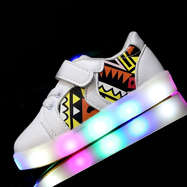  Para Meninos Sapatos Courino Primavera / Verão Primeiros Passos / Tênis com LED Tênis Caminhada LED para Branco / Preto / Rosa claro