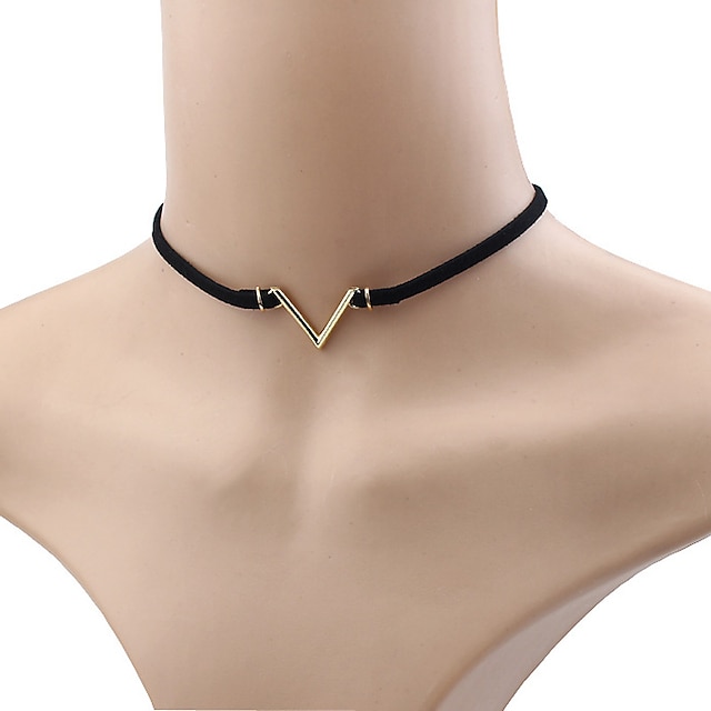  Women's Choker Necklace Single Strand Ladies Basic Leather Alloy Gold Silver Necklace Jewelry For Christmas Gifts Wedding Party Special Occasion Birthday Casual