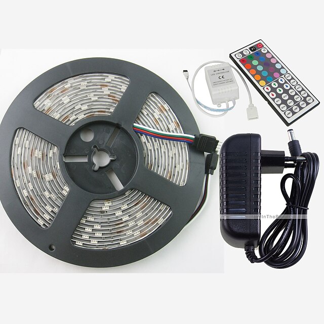  ZDM® 5m Conjuntos de Luzes / Faixas de Luzes RGB 150 LEDs 5050 SMD 1 controlador remoto de 44 teclas / 1 cabo de corrente alternada / 1 x adaptador de 12V 3A RGB Impermeável / Cortável / Decorativa