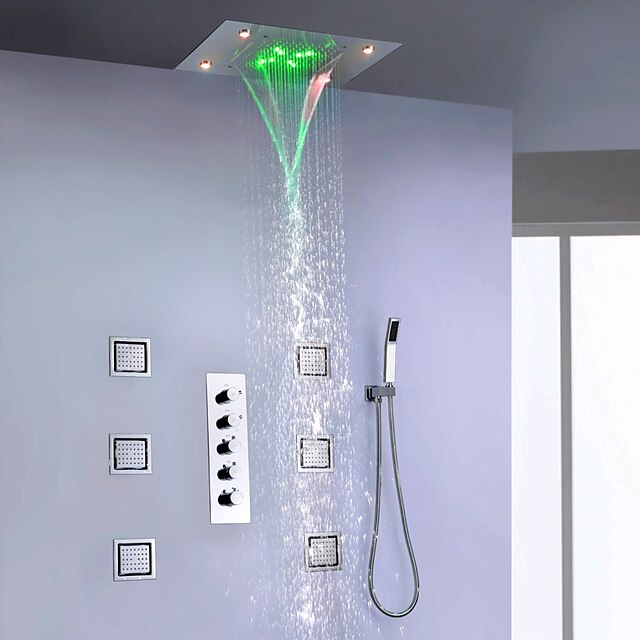 Conjunto de chuveiro Conjunto - Chuveiro Tipo Chuva Moderna / LED Cromado Montagem de Parede Válvula Cerâmica Bath Shower Mixer Taps / Latão