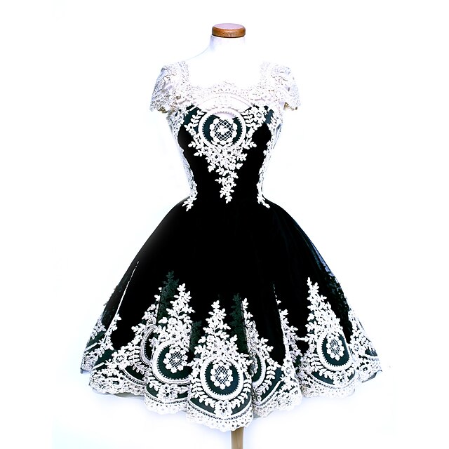  Gothic Lolita Elegantní / Retro Satén Šaty Cosplay Černá Bez rukávů Ke kolenům Halloweenské kostýmy