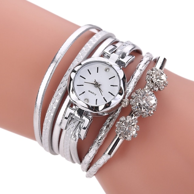  Wrist Watch Quartz Watch for Women Analog Quartz Fashion Silver Crystal Clock Quartz Watch Luxury Casual Bling Rhinestone Ladies Bracelet Alloy