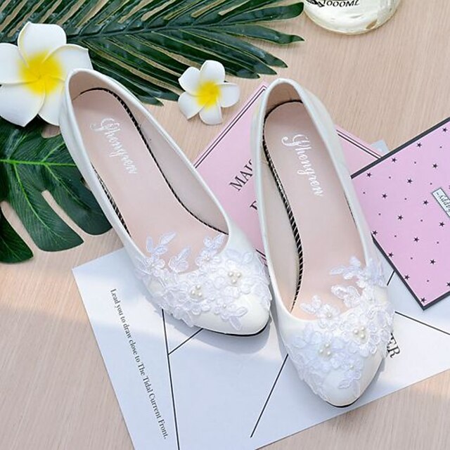  Women's Wedding Shoes Glitter Crystal Sequined Jeweled Wedding Solid Colored Imitation Pearl Lace Flower Cone Heel Low Heel Pointed Toe Round Toe Basic Lace Leatherette White