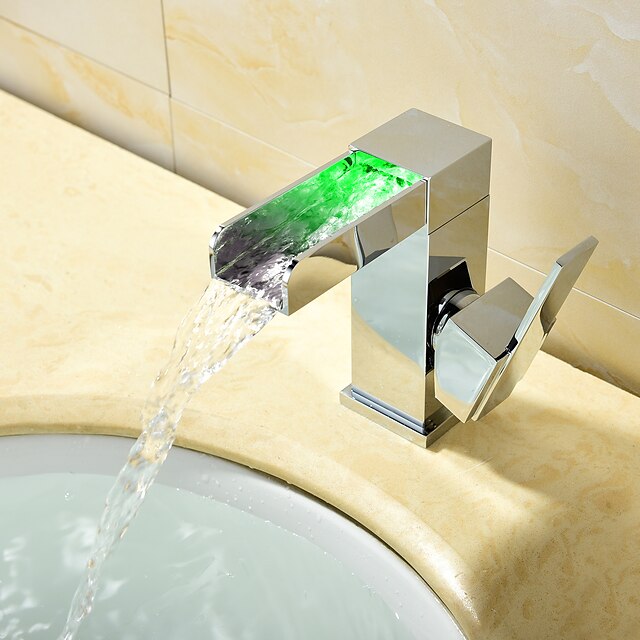  Bathroom Sink Faucet - LED / Waterfall Chrome Centerset Single Handle One HoleBath Taps / Brass