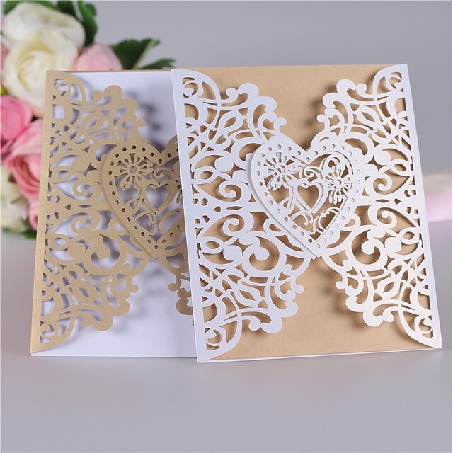  Podwójna Brama-Fold Zaproszenia ślubne Zaproszenia Styl klasyczny / Style serce Perłowy papier