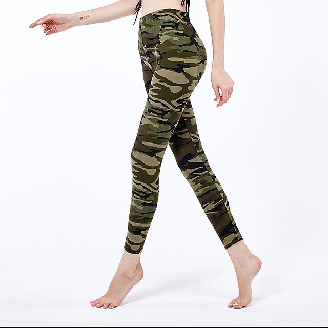 Per donna Per sport Yoga Comfort All'aperto Quotidiano Ghette Pantaloni  Mimetico Alla caviglia Verde del 8186512 2022 a €13.99