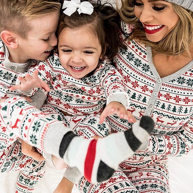  Family Pajamas Deer Print White Long Sleeve Mommy And Me Outfits Active Matching Outfits