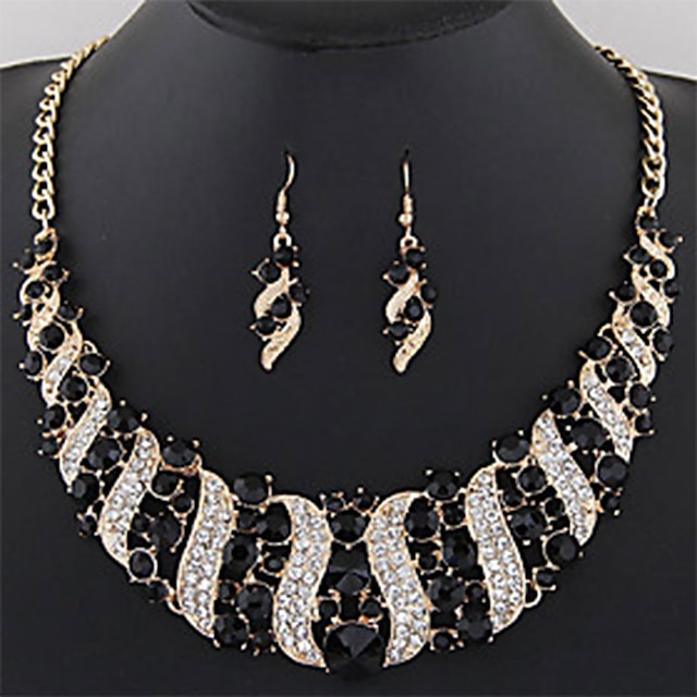  europeiska och amerikanska överdrivna mode ädelsten metall geometriska blinkande diamant halsband örhänge set ornament grossist 9228