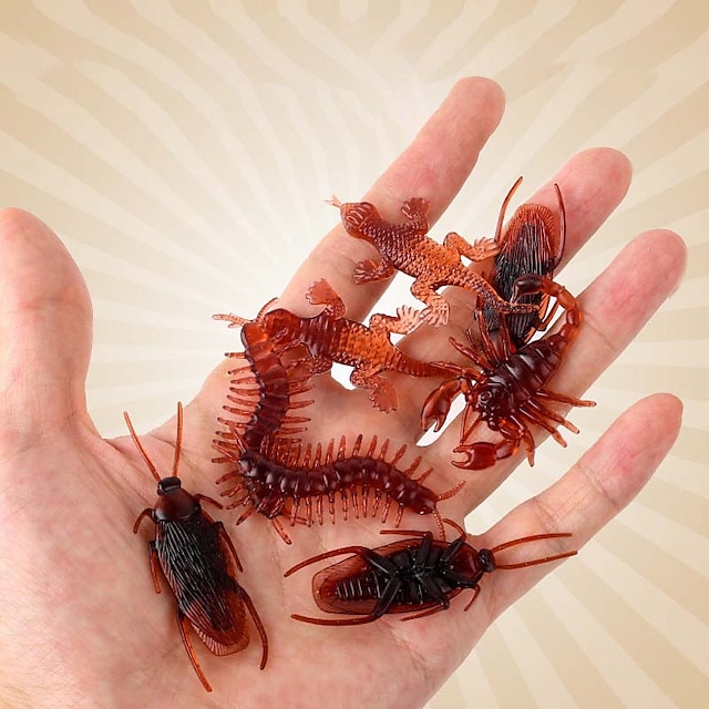 5pcs Realistic Simulation Fake Cockroach Roach Novelty Bugs Joke Toys for April Fools Day Halloween Party Favors Decoration