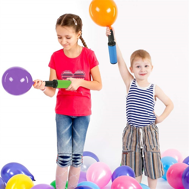  ballonpumpe luftinflator sæt - pakke med 2 - bærbare ballon luftinflatorer kraftige plastik manuelle ballonpumper til bryllup og fødselsdagsfester assorterede farver 7 tommer