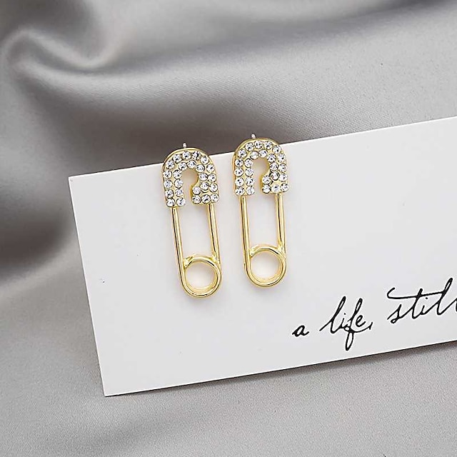 Shoes & Bags Fashion Accessories | A pair of Rhinestone Pin Shaped Earrings - YO67061