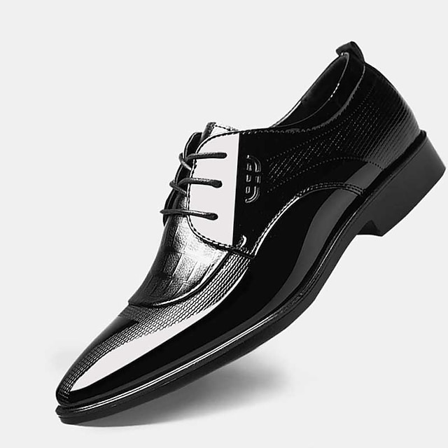  Miesten Oxford-kengät Derby-kengät Muodolliset kengät Juhlakengät Patenttinahkaiset kengät Liiketoiminta Klassinen ulko- Toimisto & ura PU Nauhat Musta Ruskea Kevät Syksy