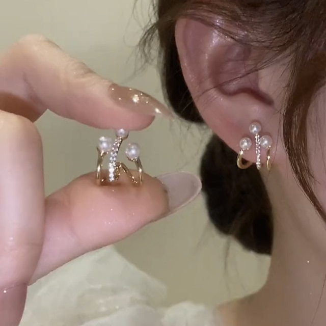  Dam Klar Örhänge Klassisk Dyrbar Stylish Koreanska örhängen Smycken Vit Till Bröllop Gåva 1 par