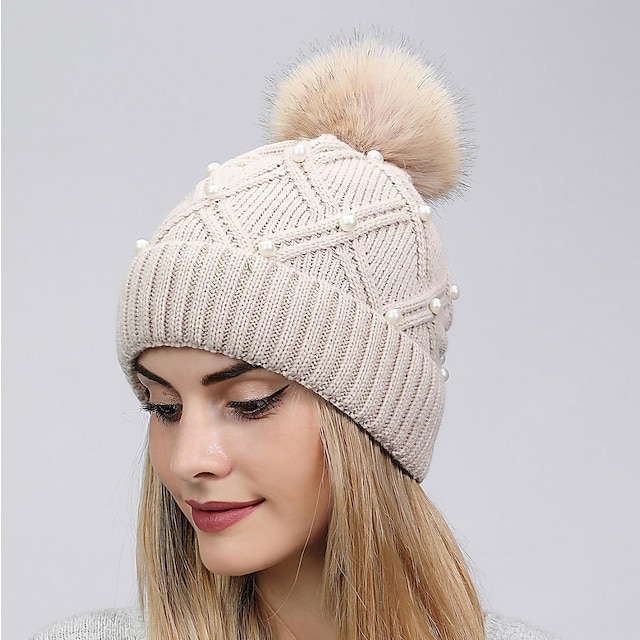  new women's wool knitted hat autumn and winter warm wool ball cap thickened wild face-lift travel hat