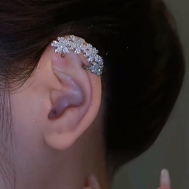  Women's Clear Ear Cuff Classic Flower Shape Stylish Modern Earrings Jewelry Golden / Silver For Gift Engagement 1PC