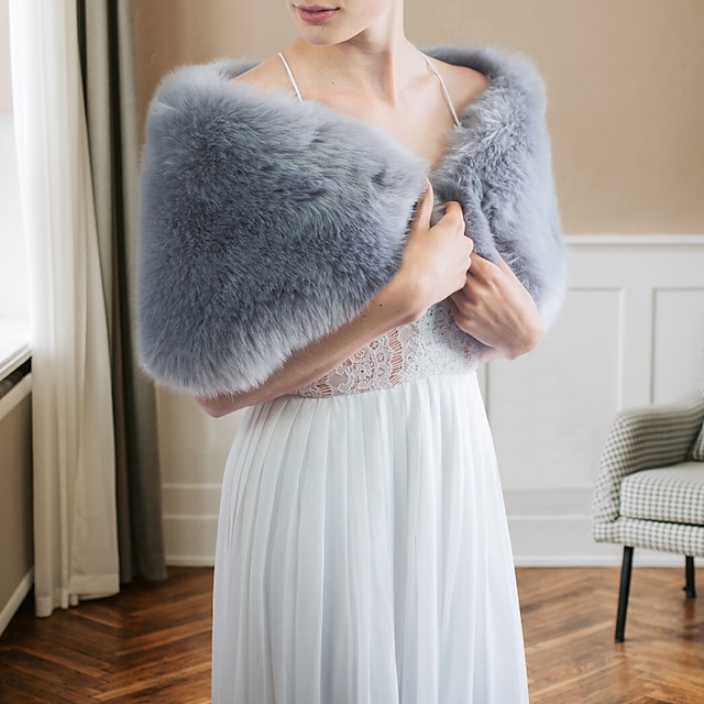  Faux Fur Wraps Shawls Women's Wrap Pure Elegant Sleeveless Faux Fur Wedding Wraps With Pure Color For Wedding Fall dress to impress