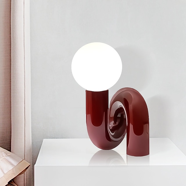 מנורת שולחן, מודרני פשוט כדור זכוכית יצירתי חדר שינה חדר ילדים מעצב דגם חדר ברזל דגם רך בהתאמה מנורת שרף