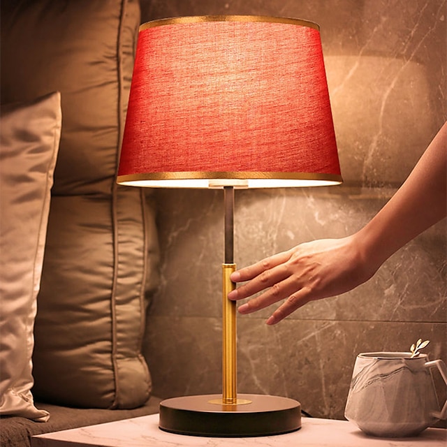  lámpara de mesa de noche, lámparas de escritorio luz moderna lámpara de mesa de cuero de lujo dormitorio de hotel lámpara de noche lámparas de mesa decorativas americanas lámpara de mesita de noche