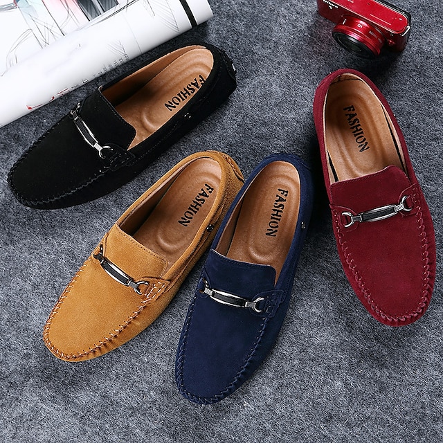  Men's Loafers & Slip-Ons Suede Shoes Moccasin Plus Size Driving Loafers Vintage Business Classic Daily Office & Career Suede Cowhide Black Yellow Red Summer Spring