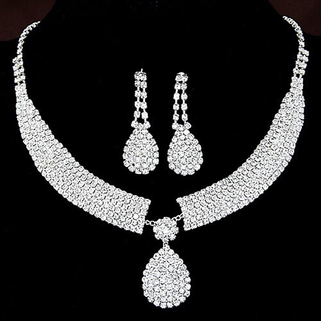  1set Seturi de bijuterii Cercei Picătură For Pentru femei Diamant sintetic Nuntă Petrecere Cadou Ștras Stil Vintage Geometric Legătură / Lanț Picătură Lacrimă